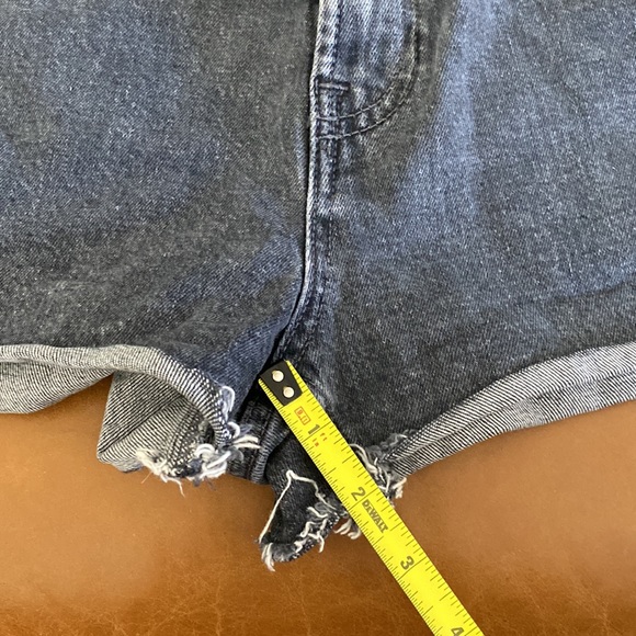 Everlane The Way-High Jean Short - Picture 8 of 9